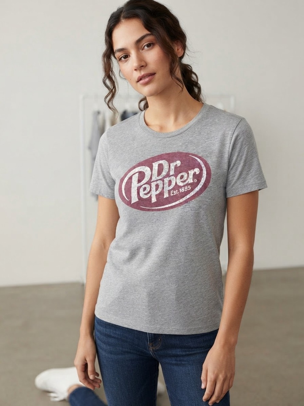 DR PEPPER Logo Graphic Tee M 20” p2p Heather Gray